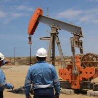 Autorizan a Perupetro suscribir contrato de licencia del Lote 8 con Upland Oil and Gas
