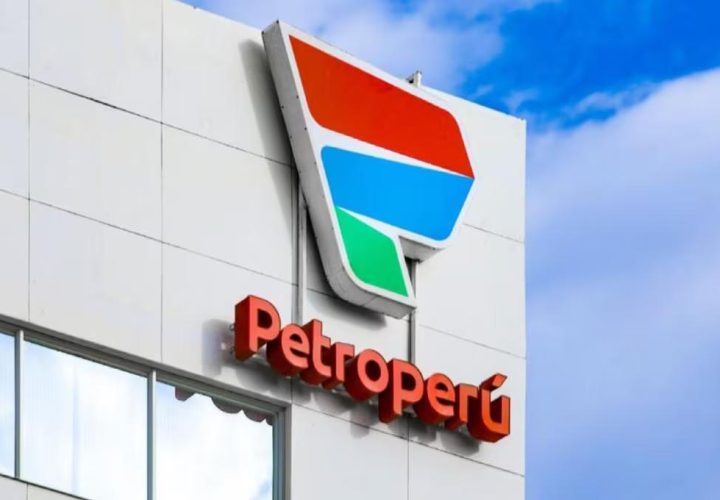 Buscan salvar a Petroperú de crisis y garantizar venta de hidrocarburos con decreto de urgencia