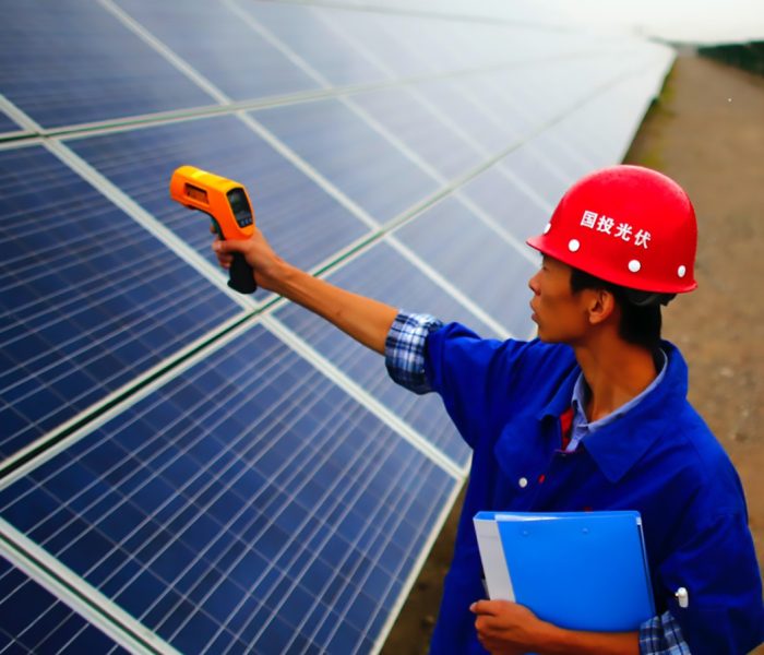 Más del 80% de la inversión global para fabricar módulos solares se encuentra en China