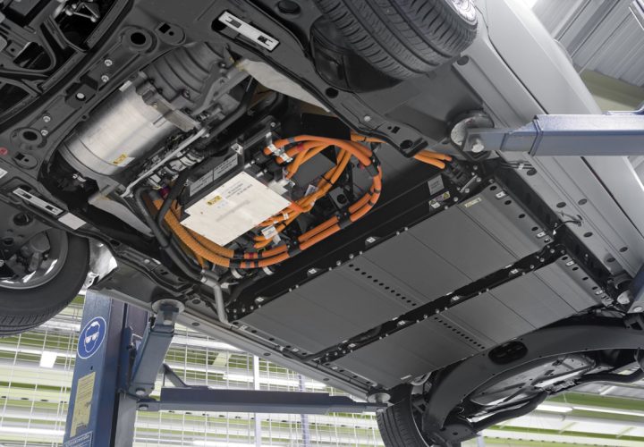 Demanda mundial de baterías para vehículos eléctricos se cuadruplicará en el 2030