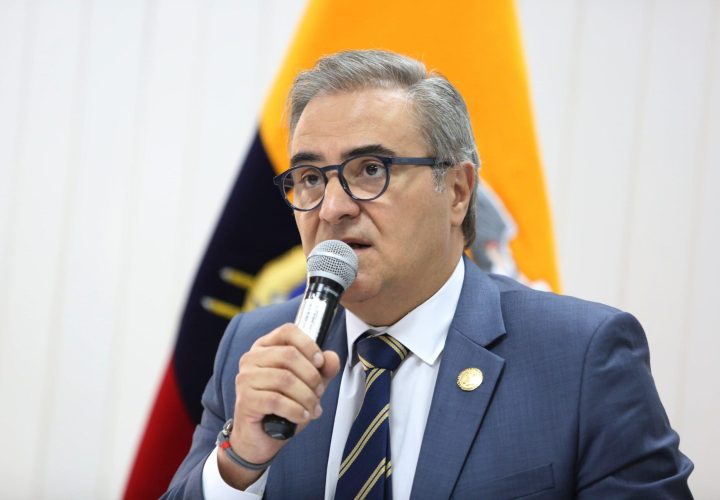 Ecuador diversificará su matriz energética ante crisis Perú no tiene esa situación, dijo ministro