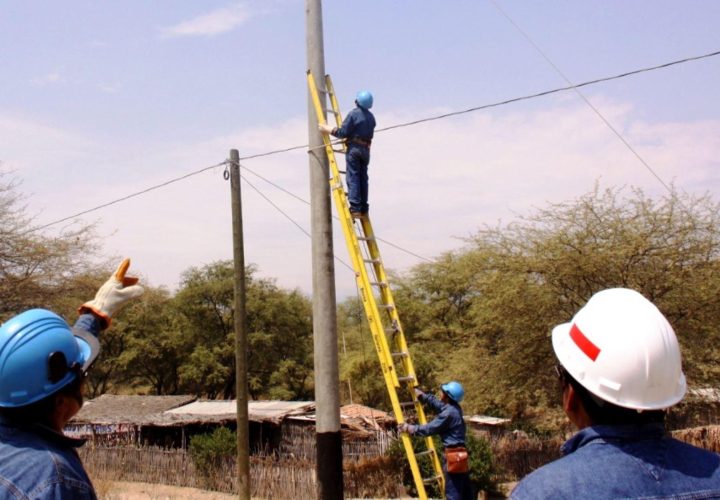 Electro Oriente deberá implementar medidas ante deficiencia del servicio eléctrico de Iquitos