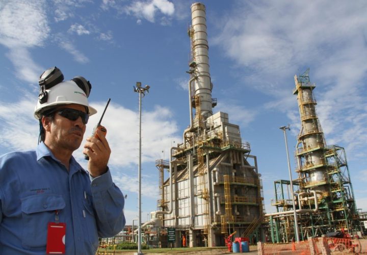 Empresas de hidrocarburos pagaron USD 992 millones de regalías hasta octubre al Estado