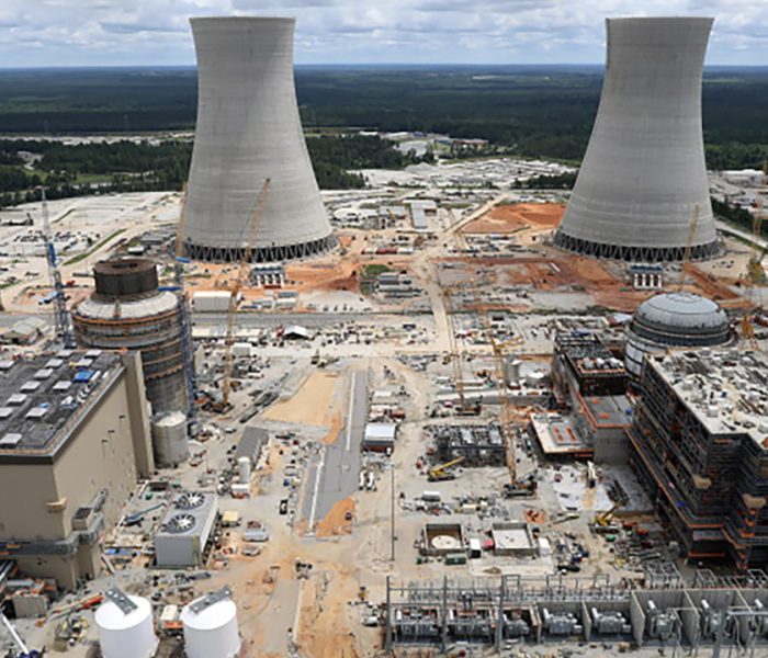 Alemania y España presionan para que la energía nuclear no se incluya en los objetivos de energías renovables de la UE