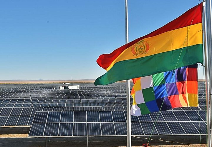 Exhortan al gobierno de Bolivia a apostar por las energías renovables ante declive del gas natural