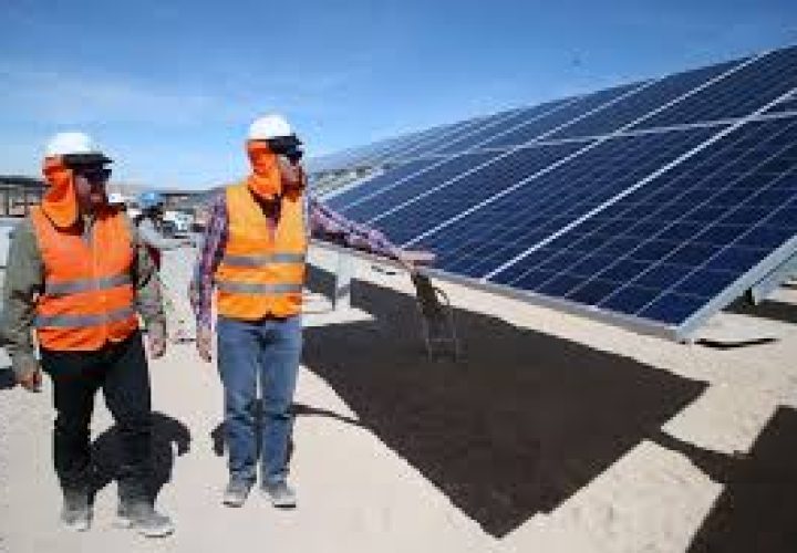 Existen proyectos de generación de energías renovables por USD 11 mil millones en Perú