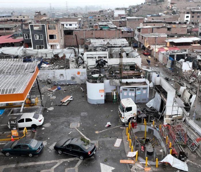 Exviceministro del Minem acusa «relajo» en el manejo de residuos peligrosos en grifos