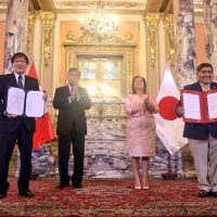 Perú y Japón acuerdan promover asistencia técnica y proyectos piloto en energías renovables