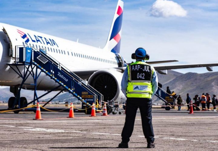 Petroperú consolida su posición en aviación al asegurar suministro a Latam en 2025
