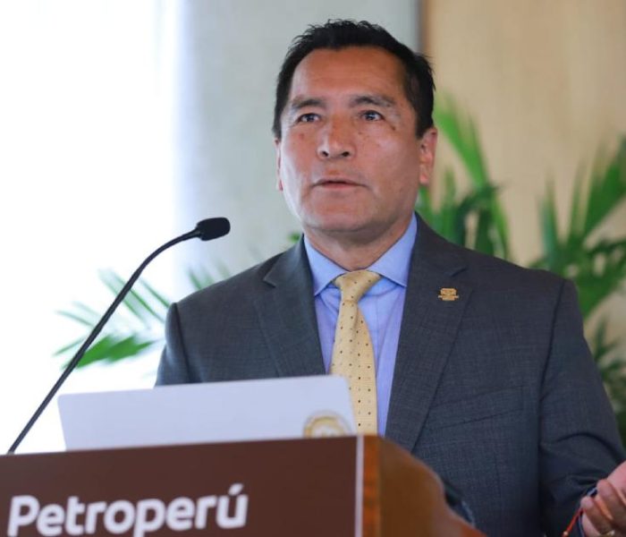 Petroperú superará crisis con refino de 100 mil barriles en 2024 y market share de 38% en 2025