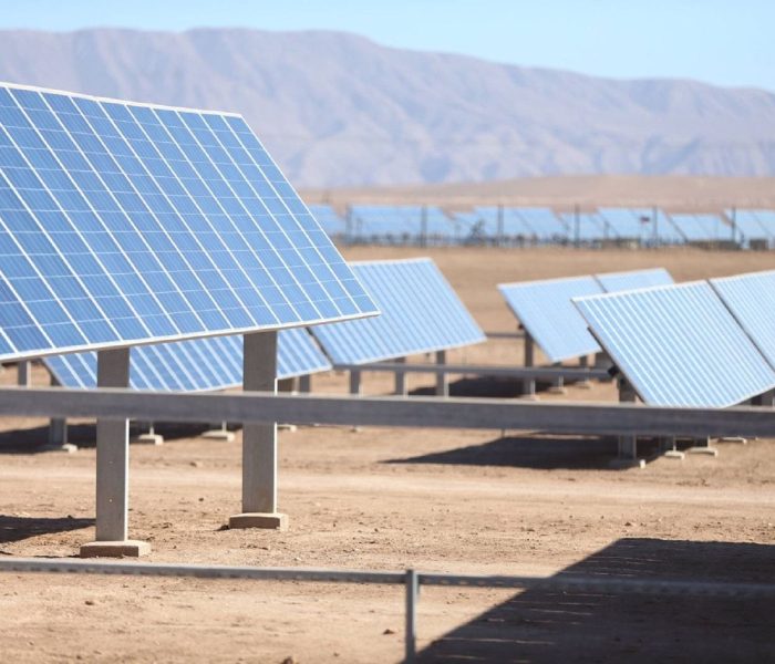 Más de 90 proyectos eólicos y solares esperan recibir interés de inversionistas, afirmó SPR
