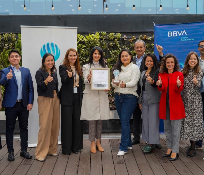 Statkraft entrega al BBVA certificado que prueba origen renovable de energía eléctrica suministrada para red de oficinas en Perú