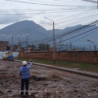 Supervisan infraestructura eléctrica y estaciones de combustibles tras huaycos en Huánuco