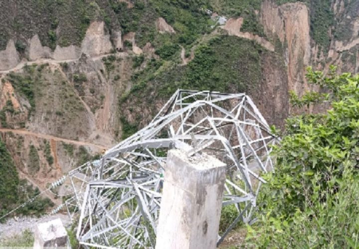 Violencia e inseguridad en La Libertad: mineros informales derriban décima quinta torre de energía de La Poderosa