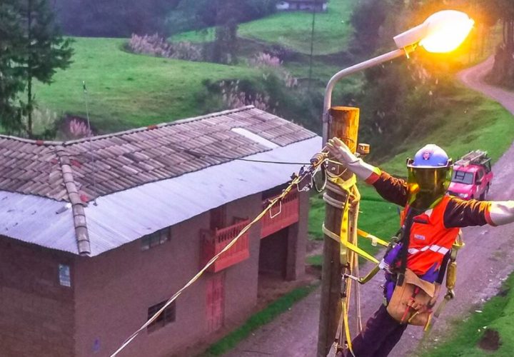 blogpost-electrificacion-rural-solar.001