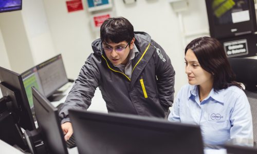Conoce los desafíos y tendencias en salud y seguridad laboral que están transformando el sector