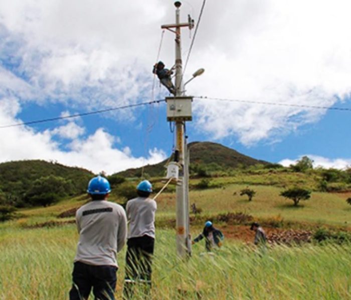 Avanza electrificación rural y masificación de gas en La Libertad