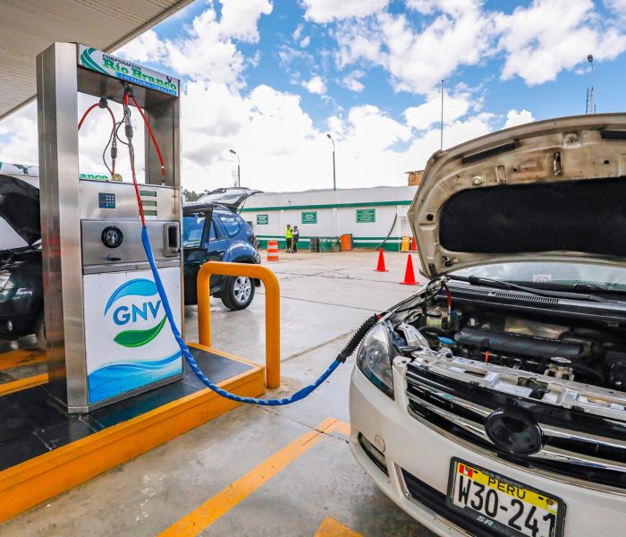 Más de 19 mil vehículos transitan con gas natural en regiones del norte peruano