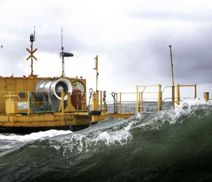 Gigantesco generador de energía con olas del mar dará luz a 1.000 hogares
