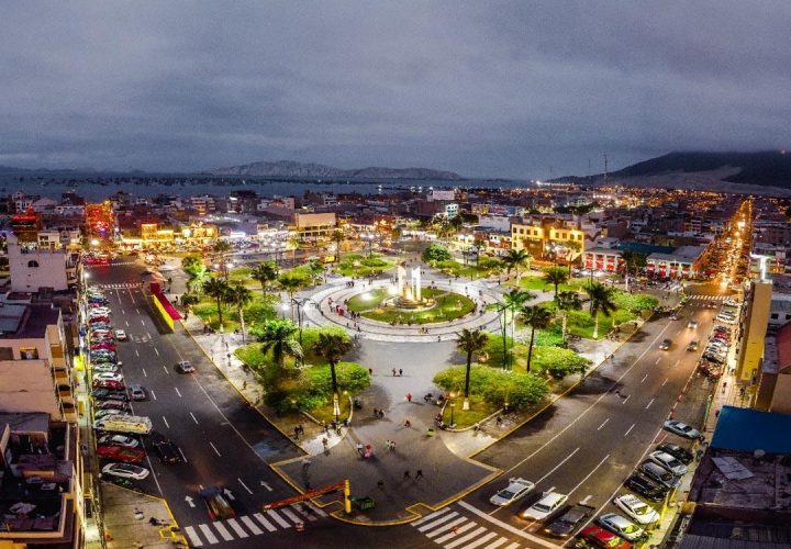 plaza-iluminada