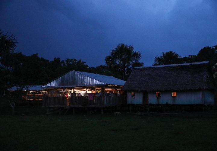 sistema eléctrico iquitos